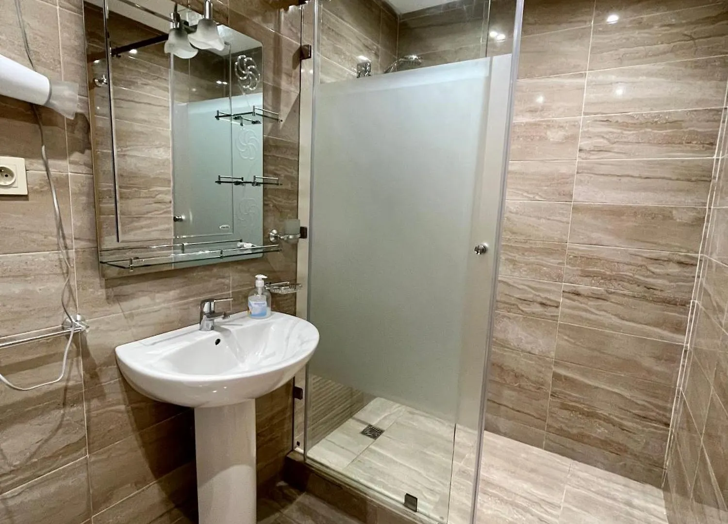 Bel Appartement A Marrakech En Residence Avec Piscine - Fibre & Netflix Marrakesh